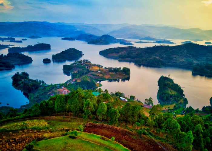 3-days-gorilla-trekking-bwindi-and-lake-bunyonyi